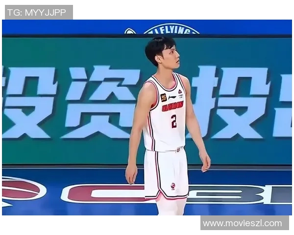 徐杰在广东CBA赛季中的精彩表现与未来发展潜力分析 徐杰在广东CBA赛季中的精彩表现与未来发展潜力分析