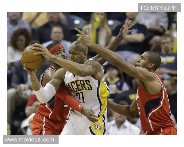 老鹰击败步行者，考文顿三双表现引爆全场